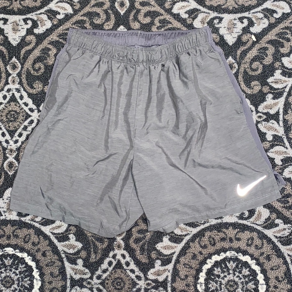 Nike Gym Shorts w Liner